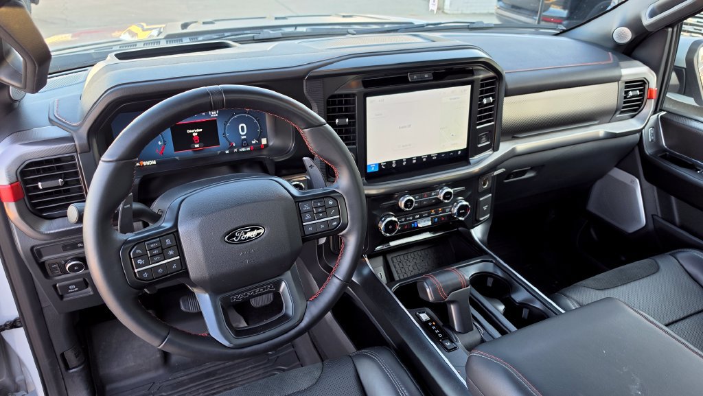 Used 2025 Ford F150 Raptor AWD/4WD image 12