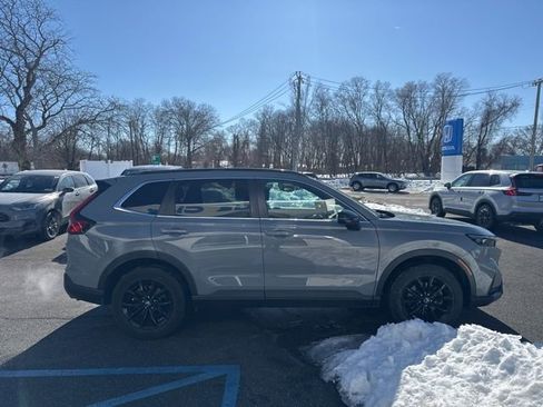 Used 2023 Honda CR-V Sport image 9