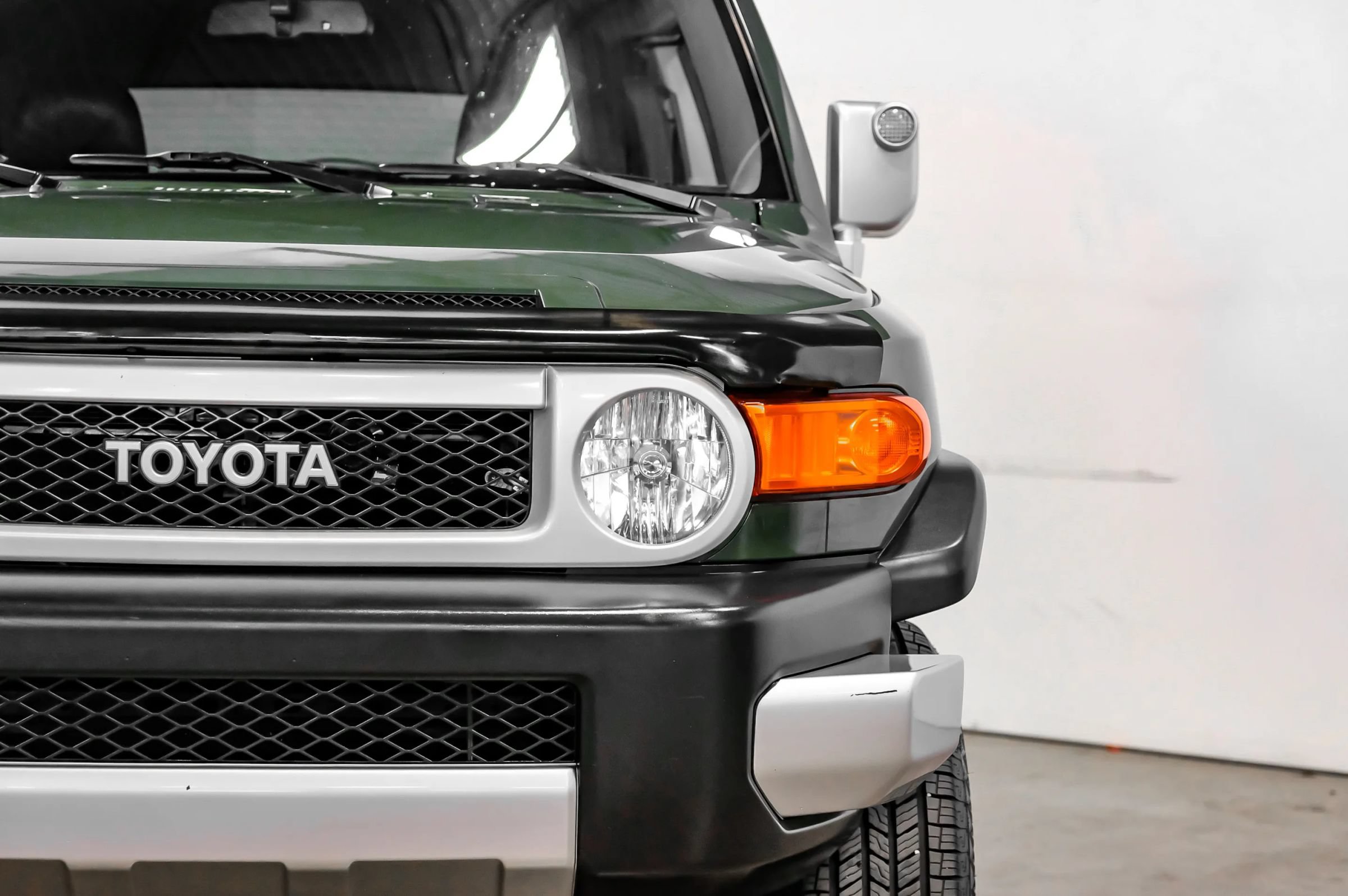 Used 2010 Toyota FJ Cruiser 4WD image 32