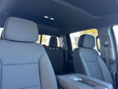 New 2026 GMC Sierra 1500 SLE AWD/4WD image 14