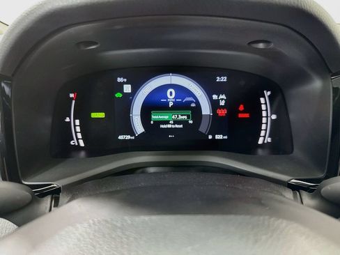 Used 2025 Toyota Camry LE w/ Convenience Package FWD image 34