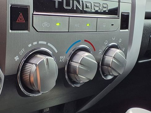 Used 2016 Toyota Tundra SR5 w/ SR5 Upgrade Package AWD/4WD image 22