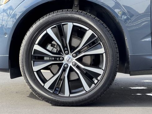Certified 2023 Volvo XC60 B5 Plus w/ Climate Package FWD image 23