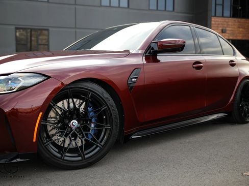 Used 2023 BMW M3 Sedan w/ Executive Package image 6