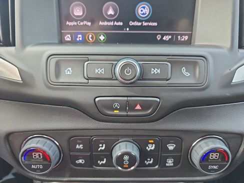 Used 2023 GMC Terrain SLE w/ Driver Convenience Package image 27