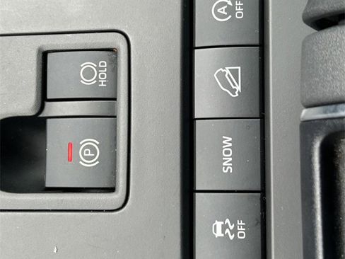 Used 2021 Toyota Highlander XSE image 30