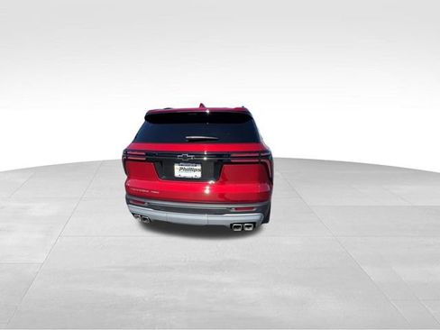 Certified 2026 Chevrolet Traverse LT w/ Driver Confidence Package AWD/4WD image 8