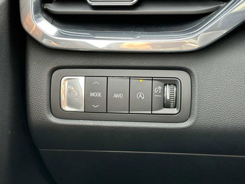 New 2026 GMC Acadia Denali image 33