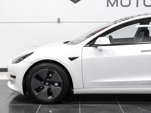 Used 2023 Tesla Model 3 Standard Range RWD image 12