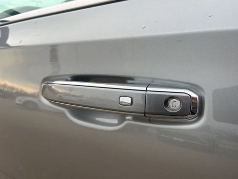 Used 2023 GMC Yukon XL Denali image 68