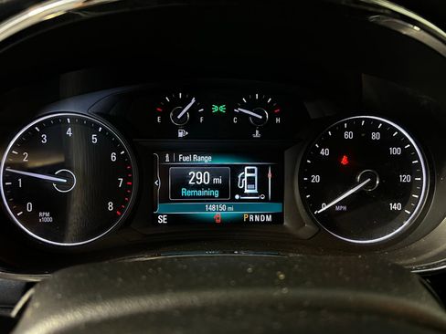 Used 2018 Buick Encore Essence image 10