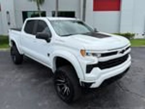 Used 2023 Chevrolet Silverado 1500 RST AWD/4WD image 12
