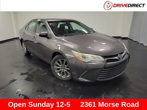 Used 2015 Toyota Camry XLE FWD image 1