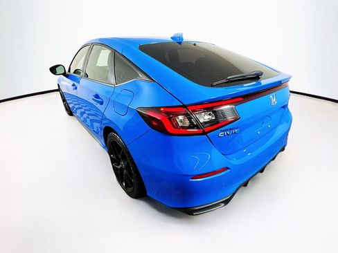 Used 2023 Honda Civic Sport image 6
