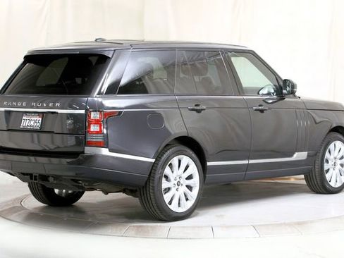 Used 2013 Land Rover Range Rover Supercharged image 2