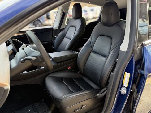 Used 2022 Tesla Model Y Performance image 25