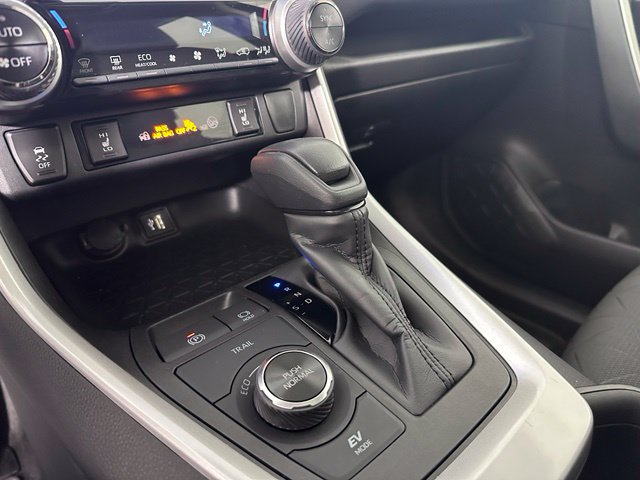 Used 2023 Toyota RAV4 XLE w/ Convenience Package AWD/4WD image 19