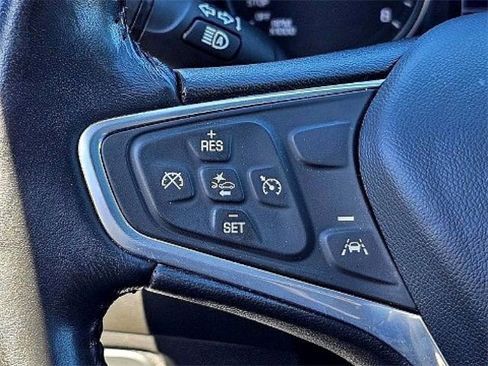 Used 2022 Chevrolet Equinox LT image 27