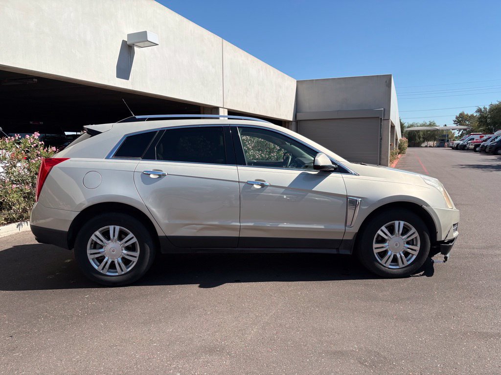 Used 2014 Cadillac SRX Luxury AWD/4WD image 4