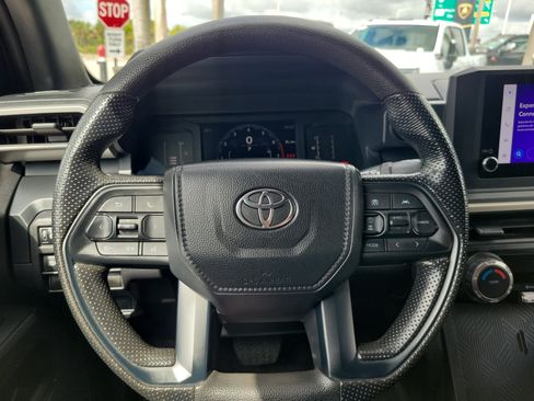 Used 2024 Toyota Tacoma SR AWD/4WD image 17