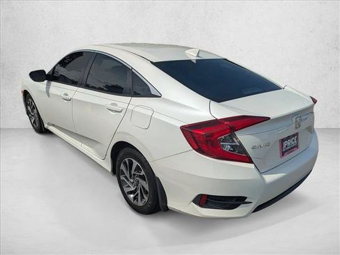 Used 2018 Honda Civic EX image 7