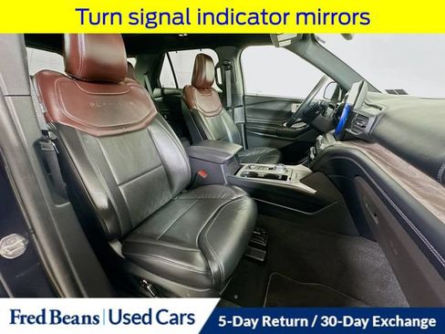 Used 2020 Ford Explorer Platinum w/ Premium Technology Package AWD/4WD image 38