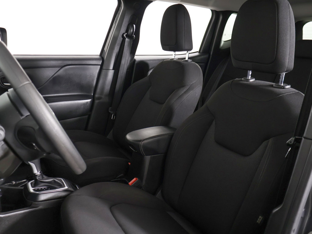 Used 2023 Jeep Renegade Latitude AWD/4WD image 27