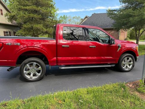 Used 2021 Ford F150 XLT w/ Equipment Group 302A High AWD/4WD image 3