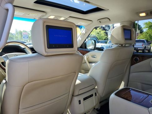 Used 2015 INFINITI QX80 4WD image 12