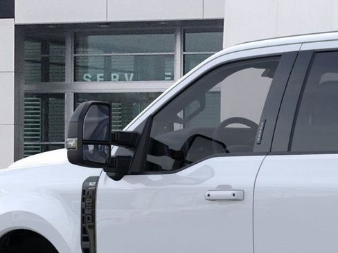 New 2025 Ford F250 XLT w/ Black Appearance Package image 20