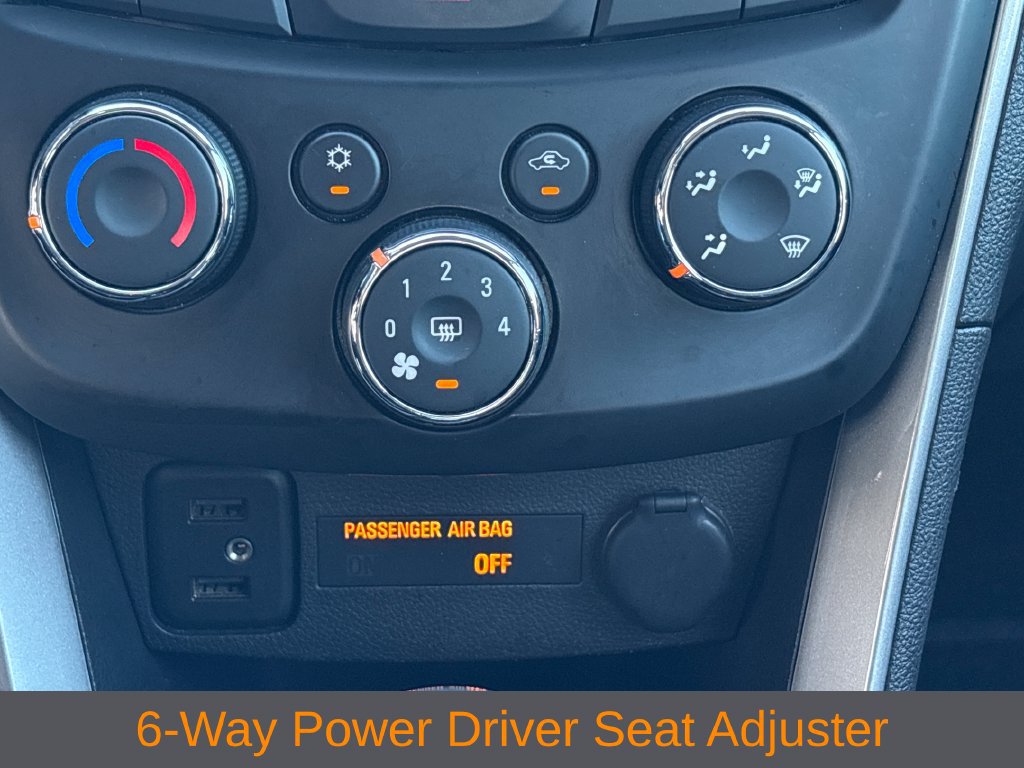 Used 2022 Chevrolet Trax LT w/ LT Convenience Package FWD image 14