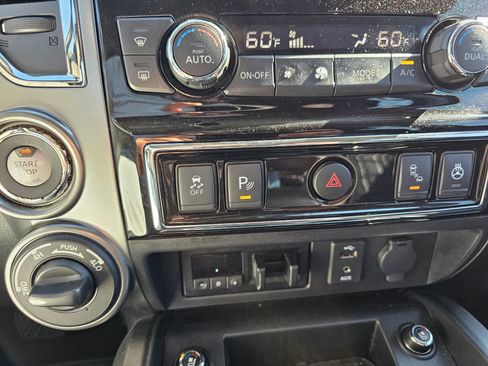 Used 2018 Nissan Titan Platinum Reserve w/ Platinum Utility Package image 11