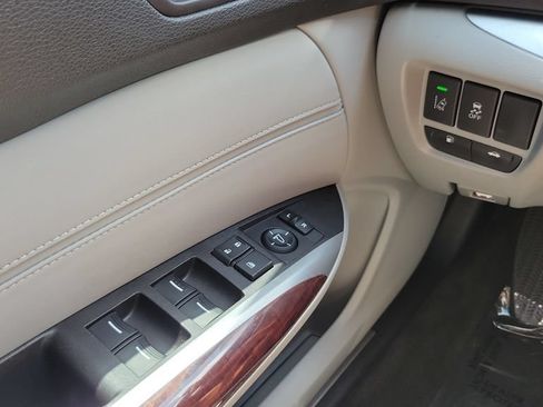 Used 2016 Acura TLX w/ Technology Package FWD image 20