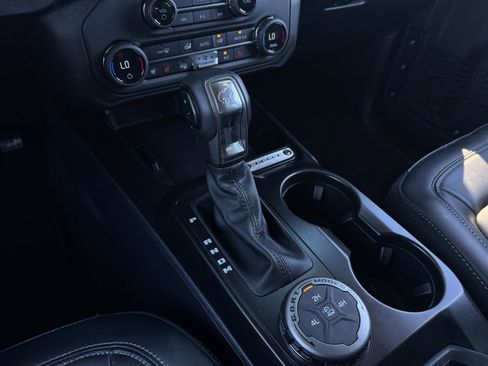 Certified 2025 Ford Bronco Outer Banks image 20