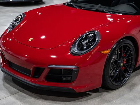 Used 2019 Porsche 911 AWD/4WD image 18