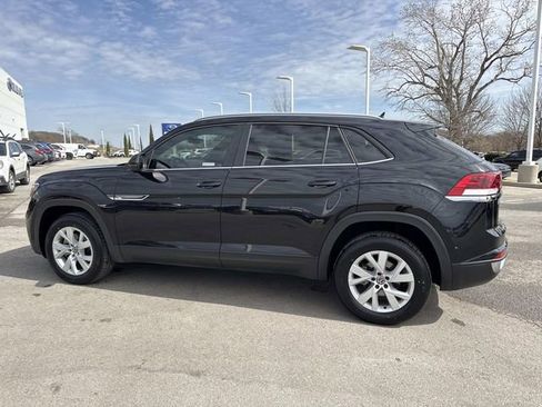 Used 2021 Volkswagen Atlas Cross Sport S image 6