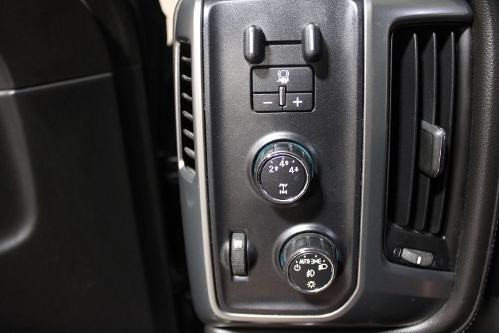 Used 2015 Chevrolet Silverado 2500 LTZ w/ Duramax Plus Package AWD/4WD image 41