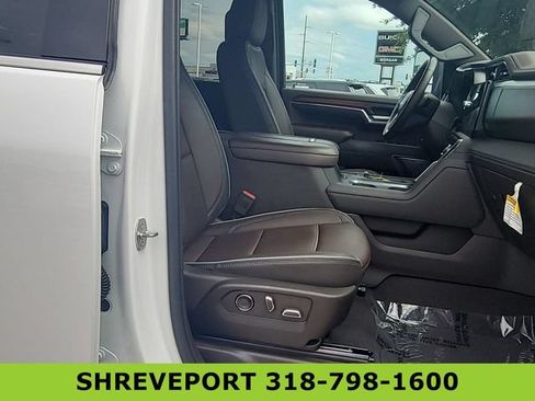 Certified 2024 GMC Sierra 2500 Denali w/ Denali Reserve Package AWD/4WD image 29