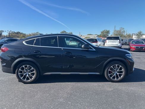 Used 2021 BMW X6 sDrive40i w/ Premium Package image 8
