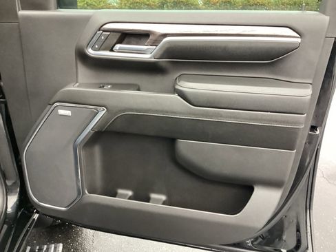 Used 2024 Chevrolet Silverado 2500 LTZ w/ LTZ Plus Package image 24