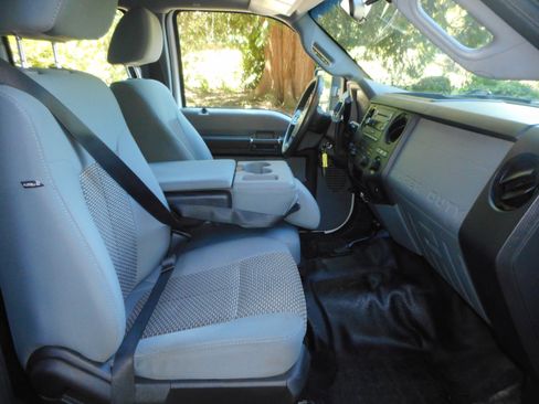 Used 2012 Ford F250 XL w/ PWR Equipment Group AWD/4WD image 26
