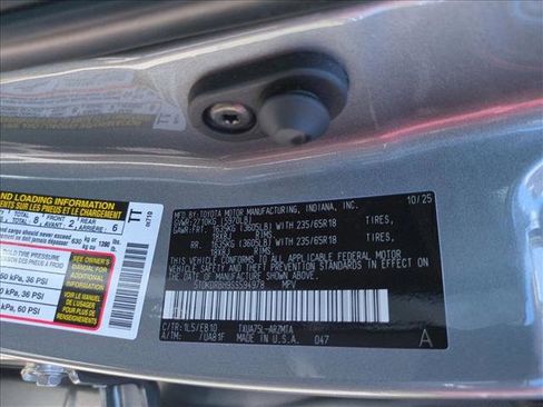 Certified 2025 Toyota Highlander XLE AWD/4WD image 26