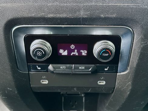 Used 2023 GMC Yukon Denali w/ Max Trailering Package image 18