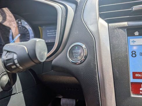 Used 2019 Ford Fusion SEL image 20