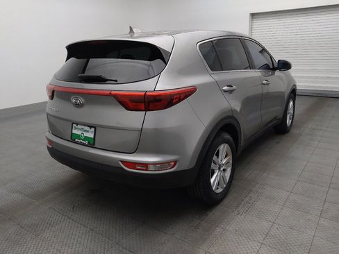 Used 2019 Kia Sportage LX image 9