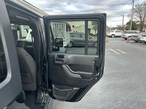 Used 2015 Jeep Wrangler Unlimited Sport w/ Quick Order Package 24S image 20