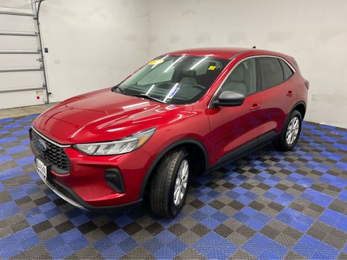 Used 2023 Ford Escape Active image 8