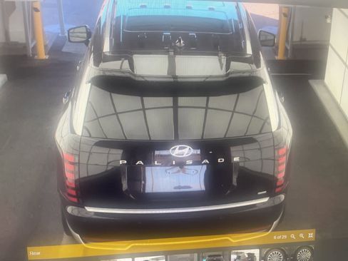 Certified 2026 Hyundai Palisade Calligraphy AWD/4WD image 5