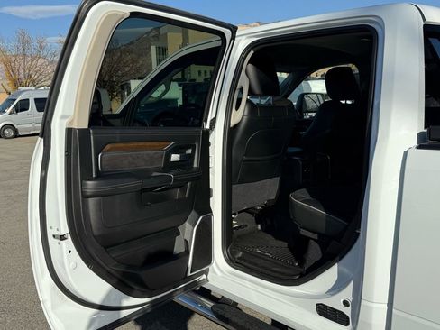 Used 2023 RAM 3500 Laramie w/ Snow Chief Group image 39