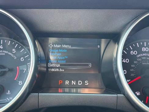 Used 2018 Ford Mustang Premium RWD image 48